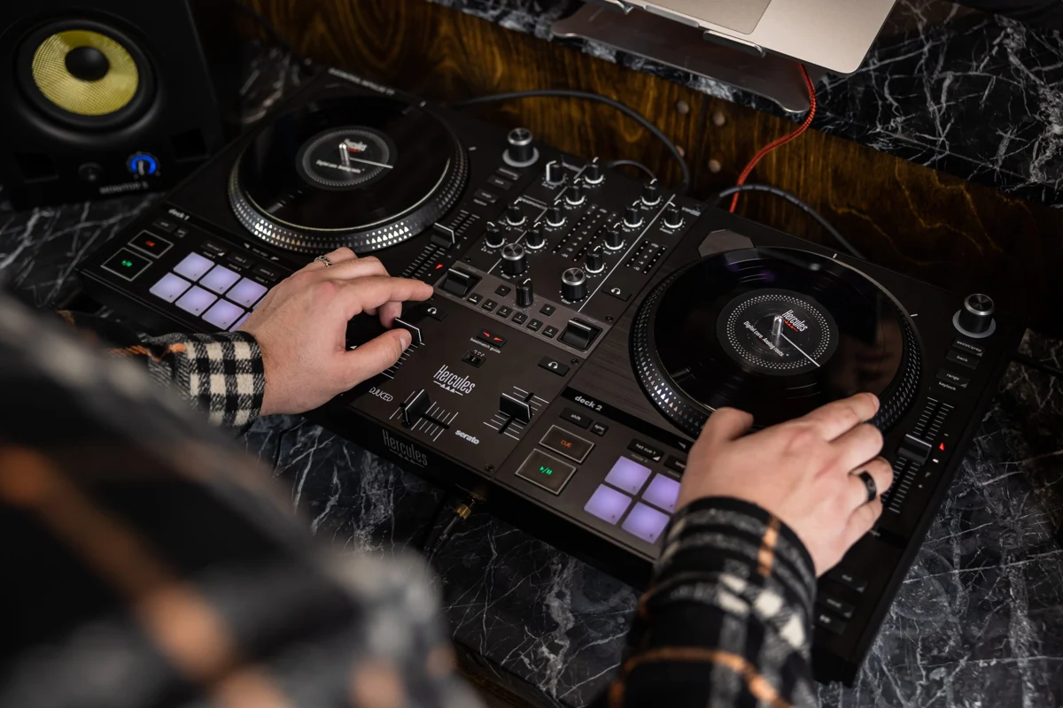 DJControl Inpulse T7